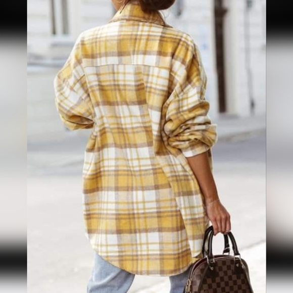 Yellow plaid shacket XL - Picture 2 of 2